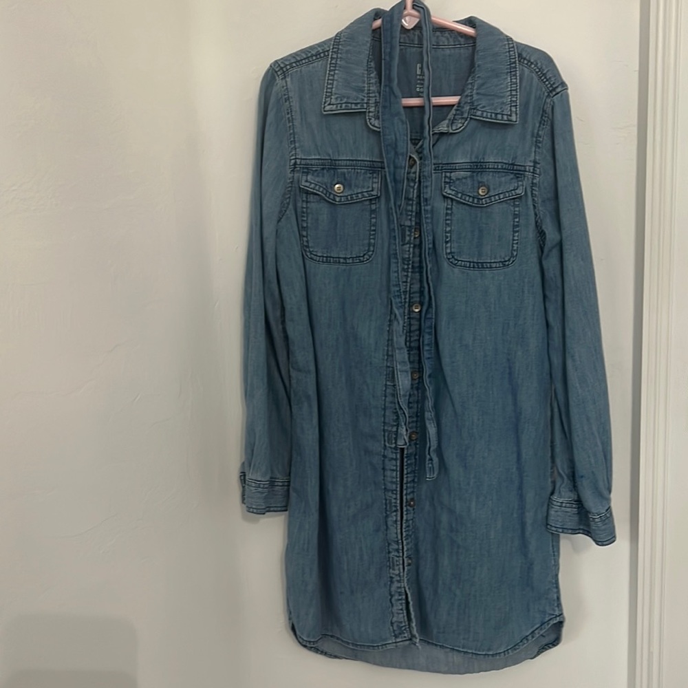 Jean dress fancy color blue size 8/medium in great shape